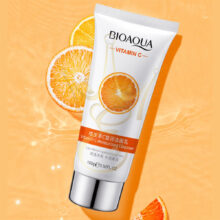 Пінка для вмивання Bioaqua Vitamin C Moisturizing Cleanser